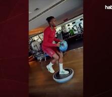 Galatasaray'da Wilfried Singo'nun sahalara d&ouml;neceği ma&ccedil; belli oldu!