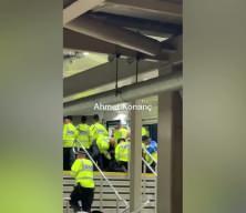 İngiliz polisinden Fenerbah&ccedil;elilere orantısız g&uuml;&ccedil;! 1 taraftarın burnu kırıldı