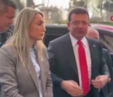 Mahmut &Ouml;v&uuml;r'den sert İmamoğlu analizi: "R&uuml;şvet itiraflarına rağmen pervasız bir &ouml;zg&uuml;ven!"