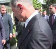 &Ouml;zg&uuml;r &Ouml;zel'in "s&uuml;t&uuml; bozuk" s&ouml;z&uuml;ne Başkan Tugay yanıt verdi: "Kem s&ouml;z sahibine aittir"