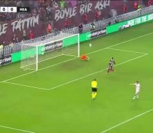 Trabzonspor, Avrupa'da 13 yıllık penaltı hasretini bitirdi!