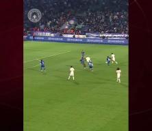 Fenerbah&ccedil;e'nin yıldızına Premier Lig kancası: Derbide trib&uuml;nden izlenecek!