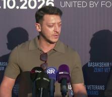 Mesut &Ouml;zil'den FIFA'ya: Herkese eşit davranın!