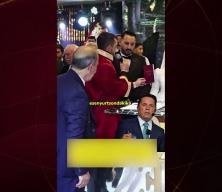 Nikah memurunun hareketi Ahmet &Ouml;zer'i kızdırdı
