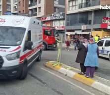Pendik'te kamyonun eczaneye &ccedil;arptığı kazada 7 kişi yaralandı