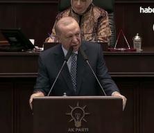 Se&ccedil;menler arasındaki samimiyet farkı bir kez daha g&ouml;zler &ouml;n&uuml;ne serildi