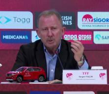 Sergen Yal&ccedil;ın: Berke &Ouml;zer Milli Takım i&ccedil;in can atıyor