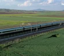 T&uuml;rkiye'nin demir yolu hat uzunluğu gelecek yıl 15 bin kilometreye yaklaşacak
