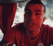 Abd&uuml;lkerim Bardakcı'dan derbi &ouml;ncesinde Fenerbah&ccedil;e'ye  şarkılı g&ouml;nderme...