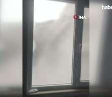 Avcılar'da korkutan &ccedil;&ouml;kme: Yıkılan bina komşu dairenin duvarını yıktı
