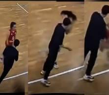 &Ccedil;in'de voleybol antren&ouml;r&uuml;n 13 yaşındaki &ccedil;ocuğa şiddeti g&uuml;ndem oldu