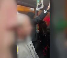 İstanbul'daki otob&uuml;steki atışma biber gazı ile son buldu