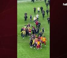 TFF, derbinin PFDK sevklerini a&ccedil;ıkladı! Kul&uuml;plere ve oyunculara ceza yağacak