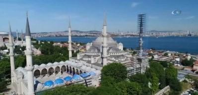 Sultanahmet Cami'nde dev restorasyon g&ouml;r&uuml;nt&uuml;lendi