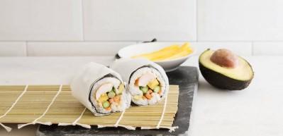 Sushi d&uuml;r&uuml;m tarifi
