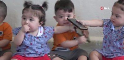  Suudi Arabistan&rsquo;dan Hatay&rsquo;a getirilen beşiz bebeklere mama ve bez yardımı geldi