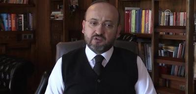 Tabuları yıkarak lider oldu!