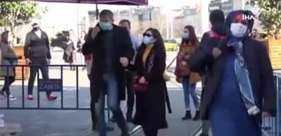 Taksim Meydanı turistlere kaldı