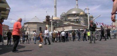 Taksim'de tek kale ma&ccedil;! 1 Mayıs'ı fırsata &ccedil;evirdiler