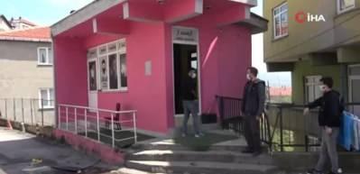 Tam kapanma &ouml;ncesi berber ve kuaf&ouml;rlerde yoğunluk