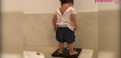 Minik kız tartıda &ccedil;ıkan kilolarına şaşırıyor