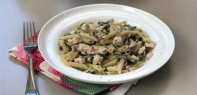 Tek tencerede mantarlı makarna tarifi