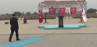 Ter&ouml;rle m&uuml;cadele i&ccedil;in yemin ettiler