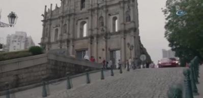 Tesla menzilini 550 kilometreye &ccedil;ıkarttı