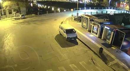 Amasya'da otomobiliyle nehre u&ccedil;an kişi hayatını kaybetti