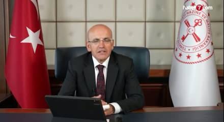 Hazine ve Maliye Bakanı Şimşek grafiklerle 2025'in muhasebesini yaptı