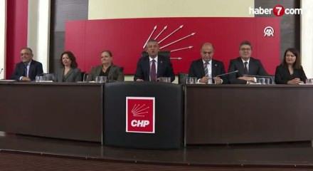 &Ouml;zg&uuml;r &Ouml;zel bu kez İngiliz'e şikayet etti