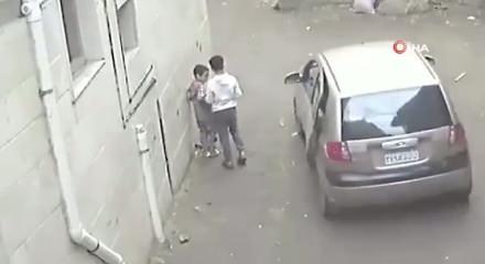 Mısır'da kuzeninin ka&ccedil;ırılmasını engelleyen &ccedil;ocuk &uuml;lkede g&uuml;ndem oldu