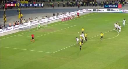 16 yaşındaki yıldız, Şampiyonlar Ligi'nde sahne aldı