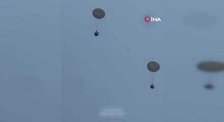 Gazze’de havadan atılan yardım kutusunun düştüğü çocuk, hayatını kaybetti