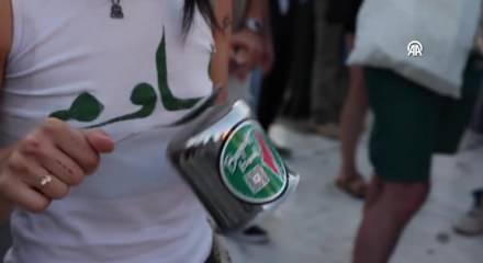 Atina'daki parlamento binası önünde Filistin yanlısı protesto düzenlendi