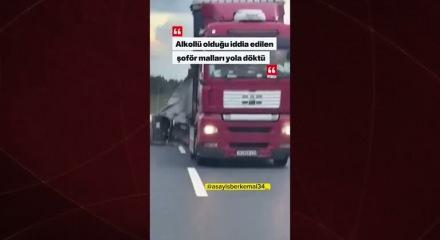 İstanbul'da tırın yolda zikzak çizerek ilerlemesi kamerada