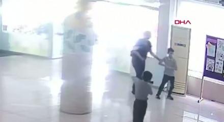 Öğretmene tokat atan veli tutuklandı; saldırı anı kamerada
