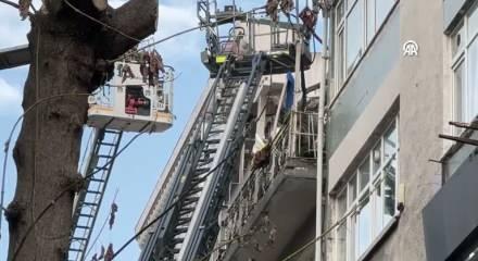Şişli’de 4 katlı binada yangın: 1 kişi hayatını kaybetti