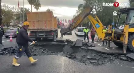 Vatan Caddesi’nde İBB’nin yaptığı yol çalışması çöktü, Fatih Belediyesi ekipleri anında müdahale etti