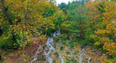 20 yıl önce kuruyan dere depremle birlikte yeniden akmaya başladı