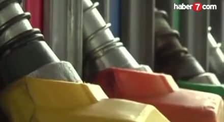 Benzine 1 lira 15 kuruş zam geldi!