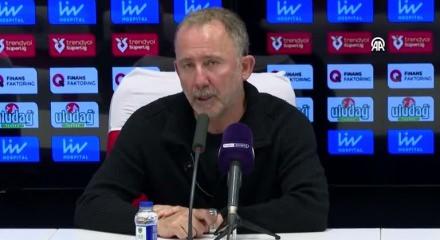 Beşiktaş'ta derbi öncesi alarm!  Sergen Yalçın yenilirse...