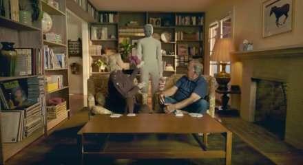 Ev tipi insansı robot NEO tanıtıldı: Bulaşık boşaltıyor, çamaşır katlıyor, 2026’da geliyor