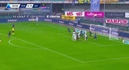 Hakan Çalhanoğlu öyle bir pas attı ki! 'Puskas'lık gol gözlerin pasını sildi