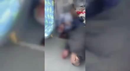 İETT otobüsünde facia! Şüpheli 2 yolcuyu bıçaklayıp kaçtı