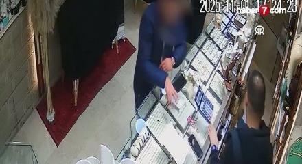 Kuyumculara 'sahte altın' satan 'aile' yakalandı!