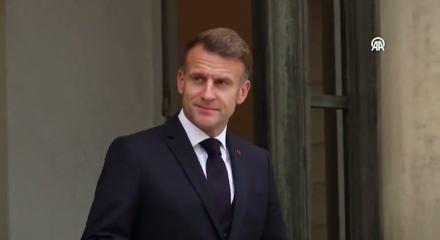 Macron son 50 yılın en sevilmeyen lideri oldu!
