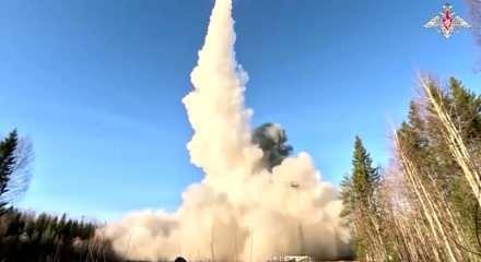 Putin, sınırsız menzilli Burevestnik füzesinin testlerinin tamamlandığını bildirdi