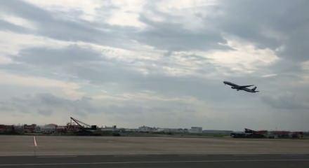 Esrarengiz İHA'lar Avrupa'da hava trafiğini kilitledi