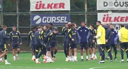  Fenerbahçe'nin UEFA Avrupa Ligi' kamp kadrosu belli oldu